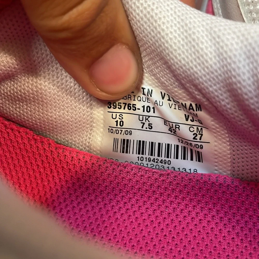 Nike Turbulence 16 Max Air Track Star Pink White Running Shoes Size‎ 10